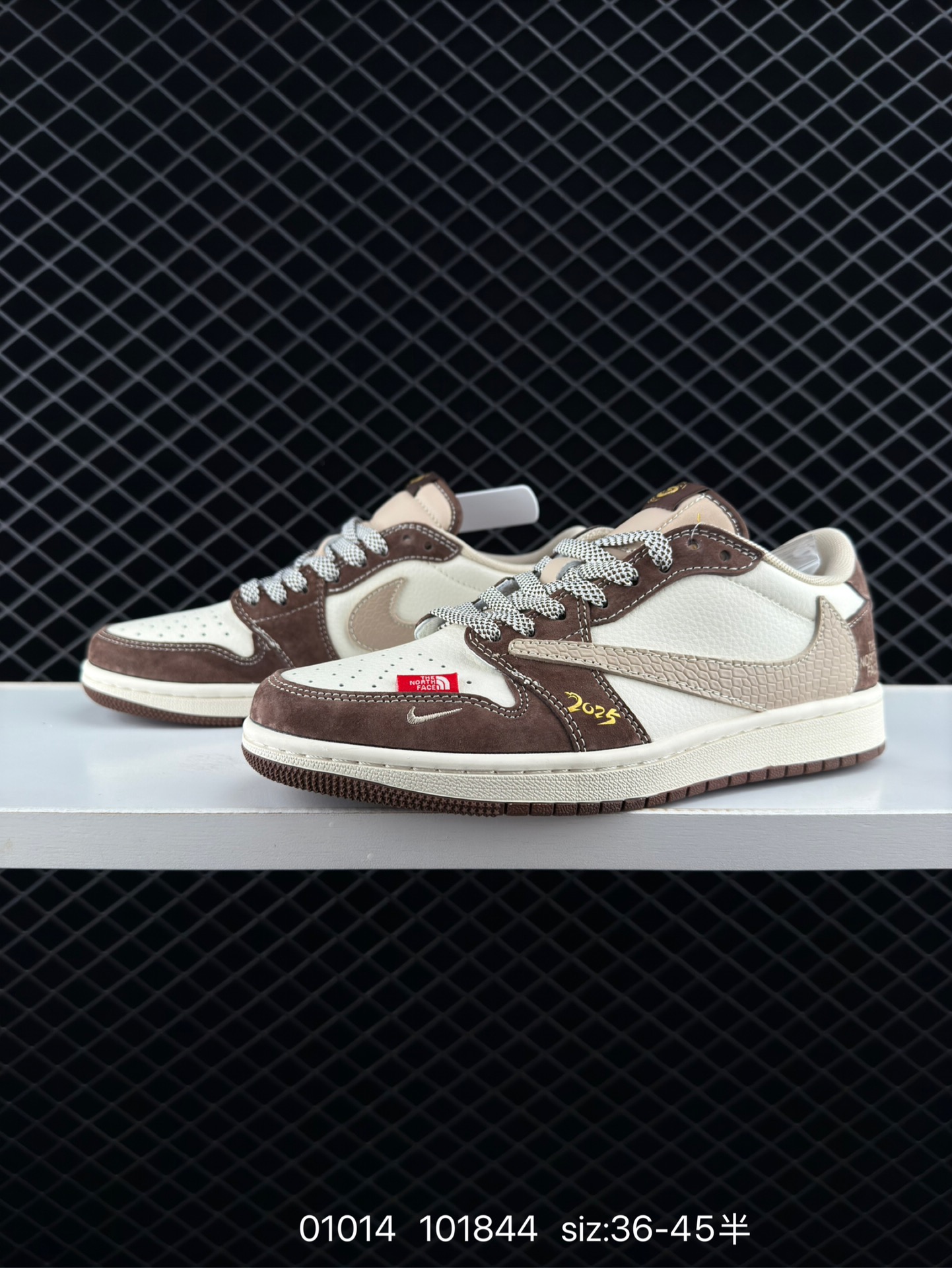 Travis Scott x Fragment Design x Air Jordan 1 Low OG SP